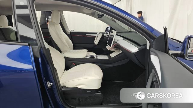 Tesla Model Y 2022 Синий из Кореи, фото 2
