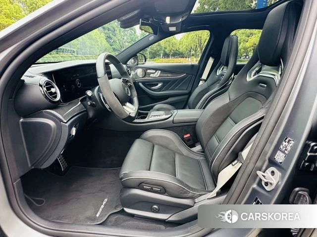 Mercedes-Benz AMG E-Class 2021 Темно-серый из Китая, фото 2