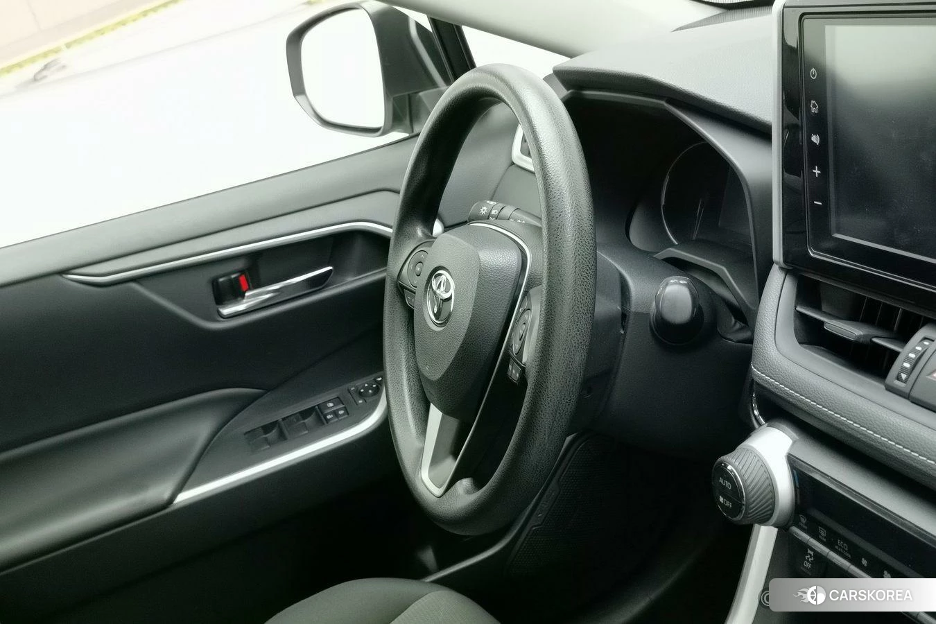 Toyota RAV4 2019 Белый из Китая, фото 2