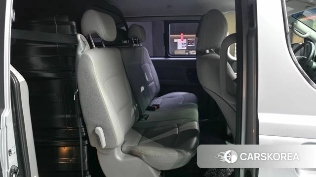 Hyundai The New Grand Starex 2018 Серебристо-серый из Кореи, фото 2