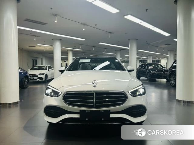 Mercedes-Benz C-class 2026 Белый из Китая, фото 2
