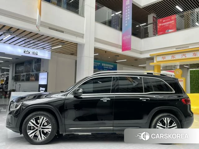 Mercedes-Benz GLB 2024 Черный из Китая, фото 2