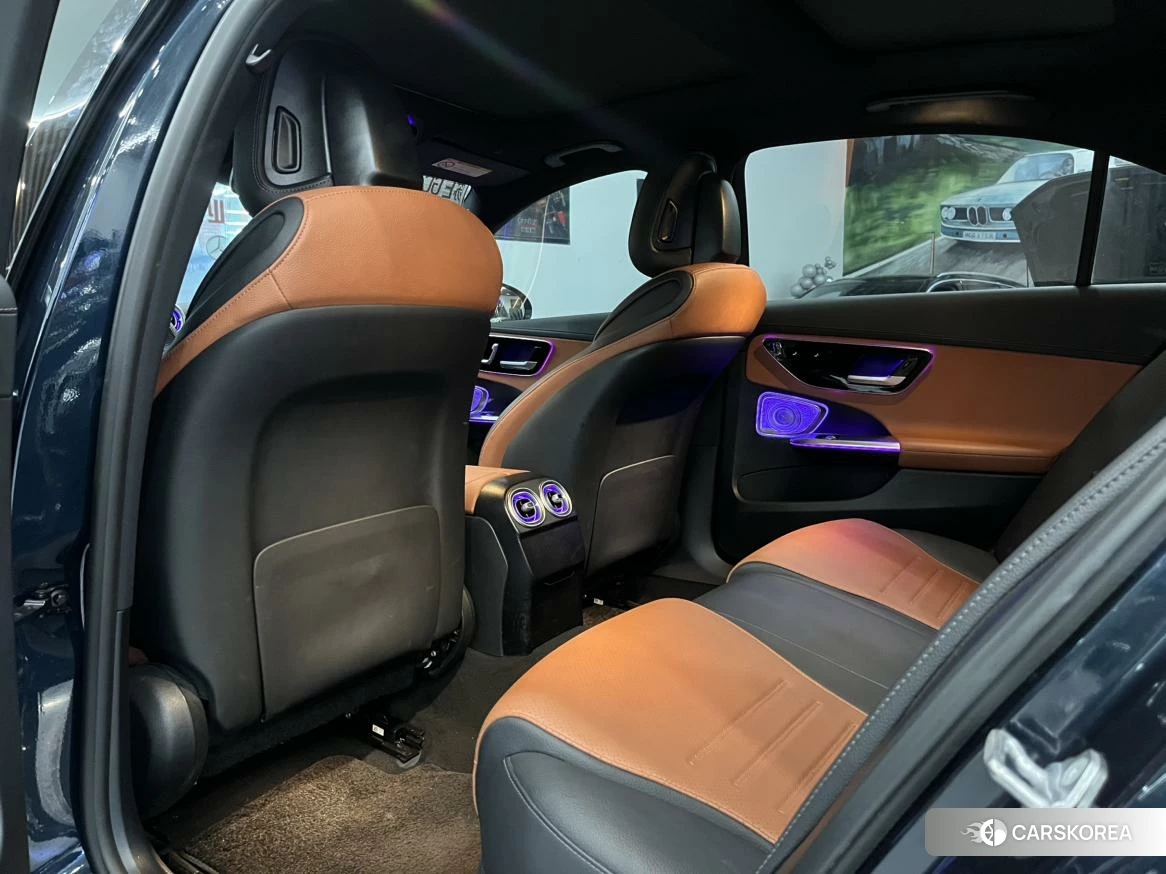 Mercedes-Benz C-class 2023 Зеленый из Китая, фото 2