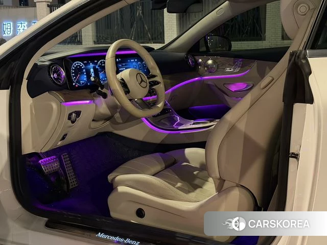 Mercedes-Benz E-Class 2021 Белый из Китая, фото 2