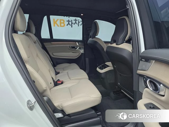 Volvo XC90 second Generation 2025 Белый из Кореи, фото 2