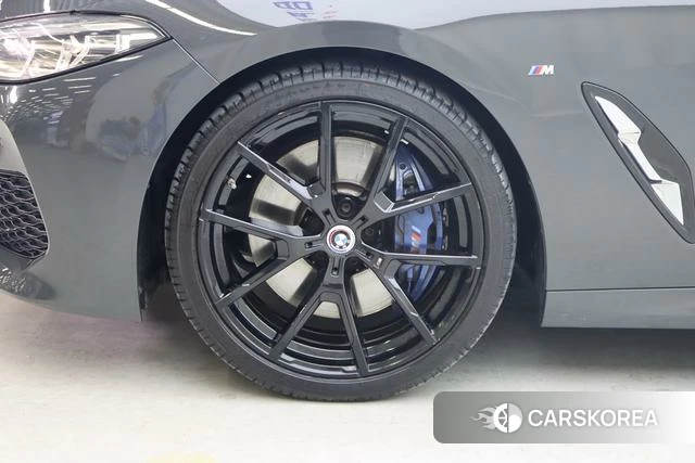 BMW 8 series 2021 Темно-серый из Китая, фото 2