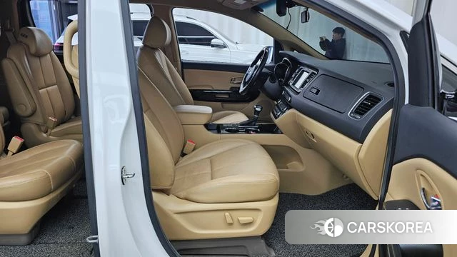 Kia The New Carnival 2018 Белый из Кореи, фото 2