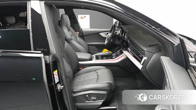 Audi Q8 (4M) 2026 Черный из Кореи, фото 2