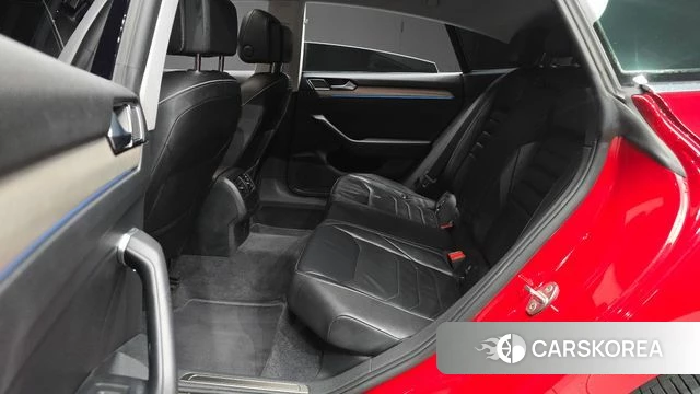 Volkswagen Arteon 2019 Красный из Кореи, фото 2