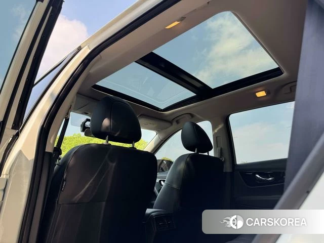 Nissan X-Trail 2026 Белый из Китая, фото 2