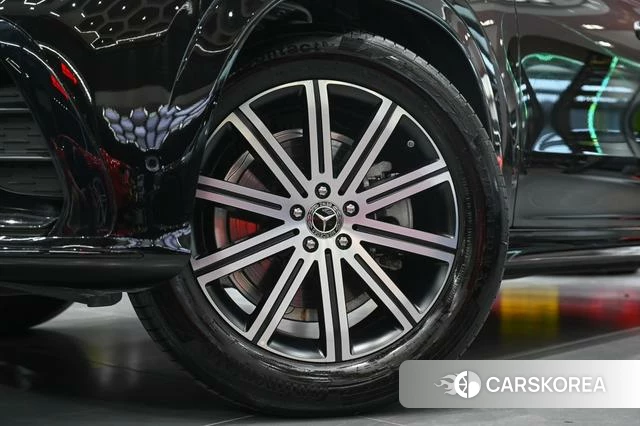 Mercedes-Benz GLE 2024 Черный из Китая, фото 2