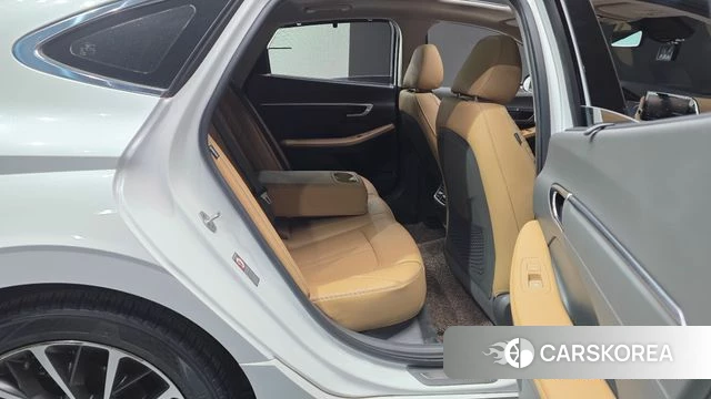 Hyundai Sonata (DN8) 2022 Белый из Кореи, фото 2