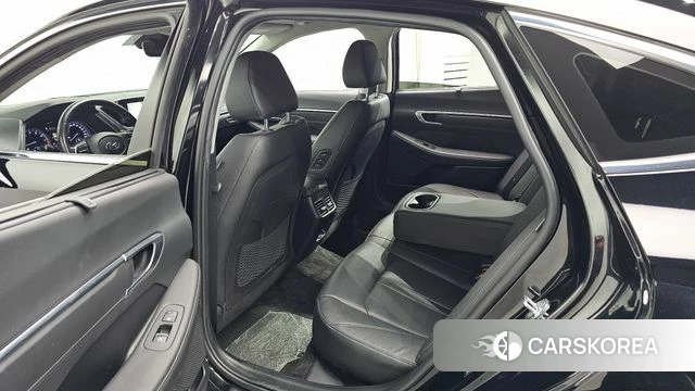 Hyundai Sonata (DN8) 2022 Черный из Кореи, фото 2