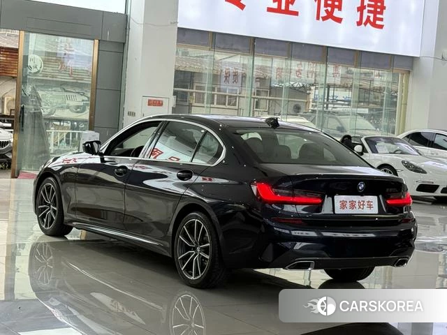 BMW 3 series 2021 Черный из Китая, фото 2