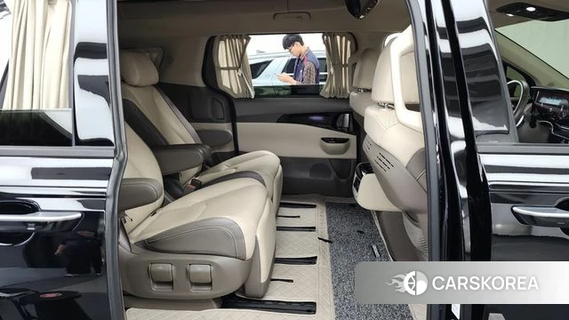 Kia Carnival 4th generation 2022 Черный из Кореи, фото 2