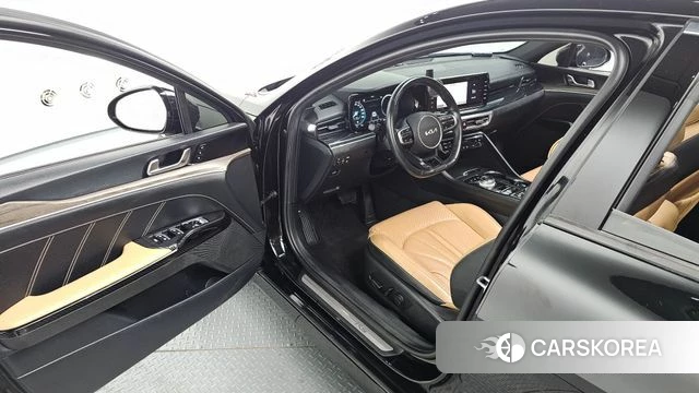 Kia K5 3rd generation 2022 Черный из Кореи, фото 3