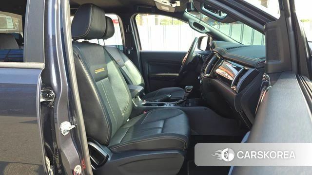 Ford Ranger 3rd Generation 2021 Серый из Кореи, фото 2