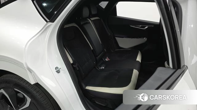 Kia EV6 2023 Белый из Кореи, фото 2