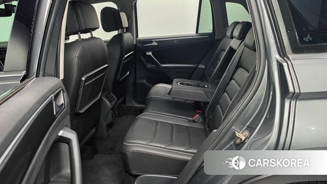 Volkswagen Tiguan second Generation 2020 Серый из Кореи, фото 2