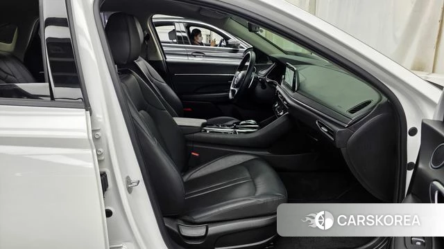 Hyundai Sonata (DN8) 2022 Белый из Кореи, фото 2