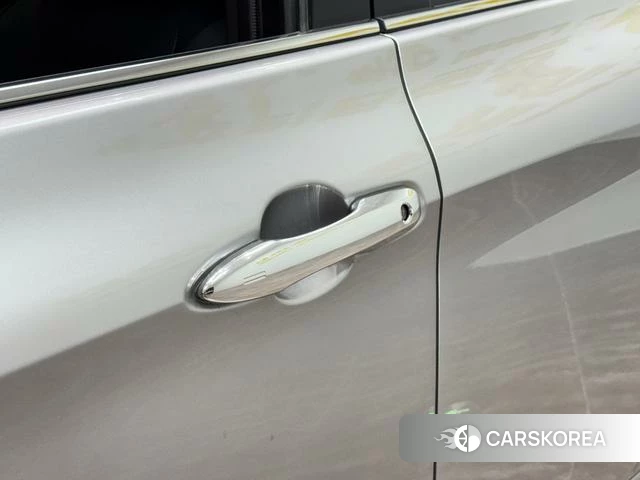 Toyota Avalon 2021 Серебристо-серый из Китая, фото 2