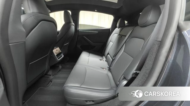 Tesla Model Y 2026 Серый из Кореи, фото 2