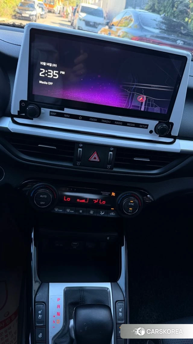 Kia The New K3 2nd generation 2021 Белый из Кореи, фото 2