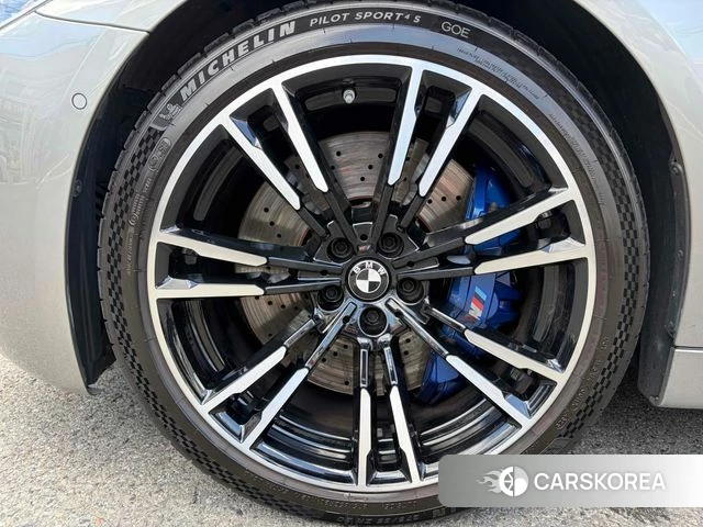 BMW M5 (F90) 2019 Серебристо-серый из Кореи, фото 2