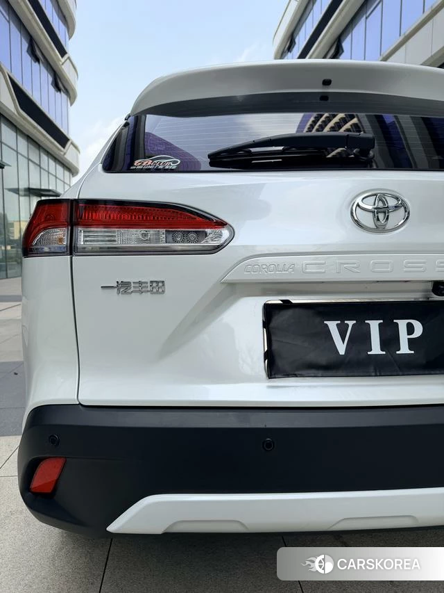 Toyota Corolla 2024 Белый из Китая, фото 2