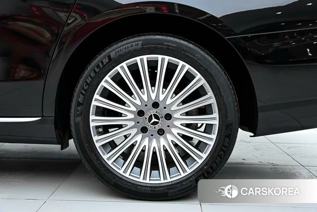 Mercedes-Benz E-Class 2021 Черный из Китая, фото 2