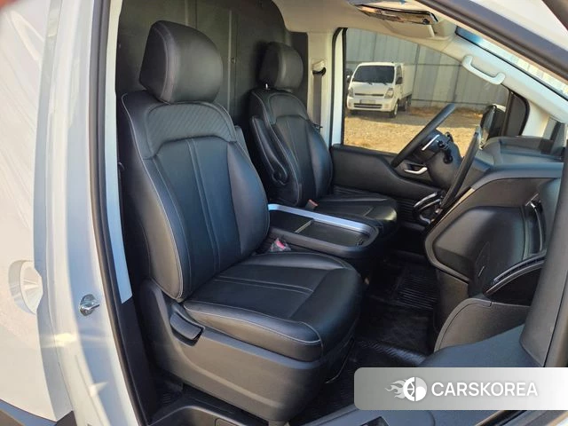 Hyundai ST1 2024 Белый из Кореи, фото 2