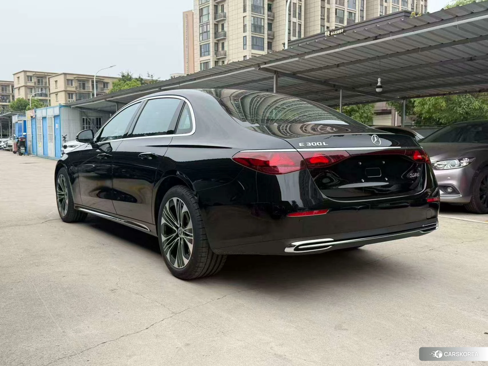 Mercedes-Benz E-Class 2026 Черный из Китая, фото 2