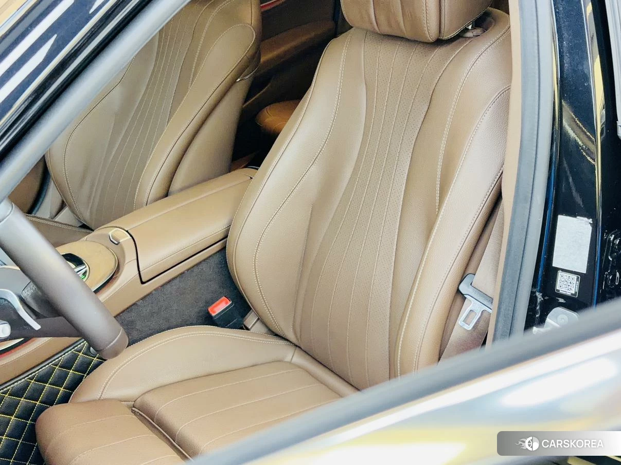 Mercedes-Benz E-Class 2021 Черный из Китая, фото 2