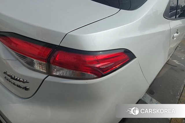Toyota Levin 2021 Белый из Китая, фото 2
