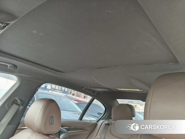 BMW 5 series 2021 Белый из Китая, фото 2