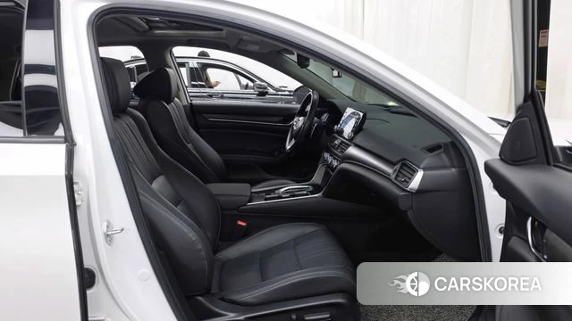 Honda Accord 10th Generation 2021 Белый из Кореи, фото 2