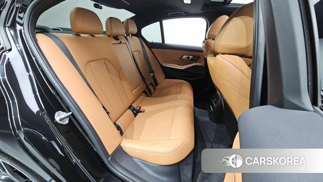 BMW 3 Series (G20) 2024 Черный из Кореи, фото 2