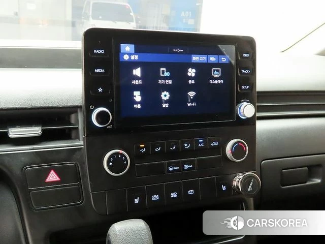 Hyundai Staria 2022 Белый из Кореи, фото 2