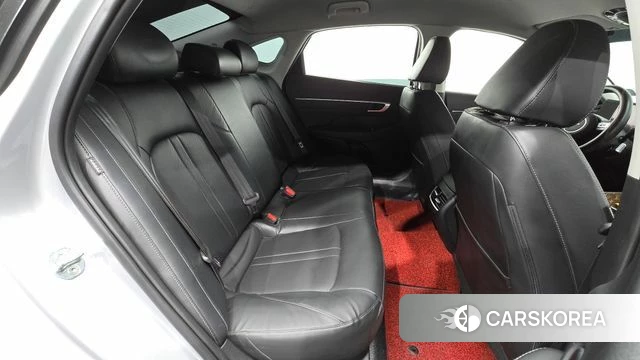 Hyundai Sonata D Edge (DN8) 2024 Серебристо-серый из Кореи, фото 2
