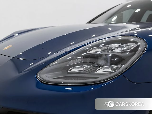 Porsche Panamera (971) 2021 Синий из Кореи, фото 2