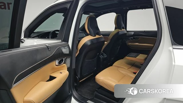 Volvo XC90 second Generation 2022 Белый из Кореи, фото 2