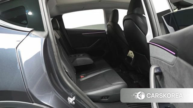 Tesla Model Y 2025 Серый из Кореи, фото 2