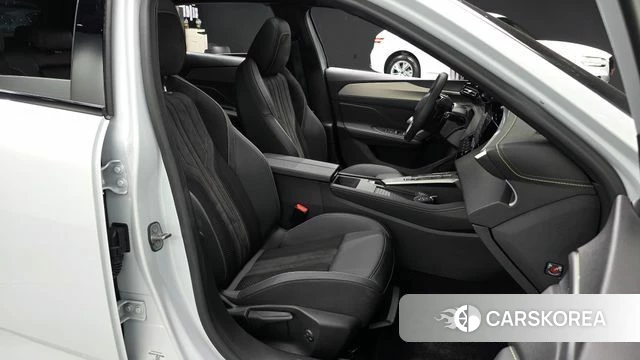 Peugeot 308 Third generation 2024 Белый из Кореи, фото 2