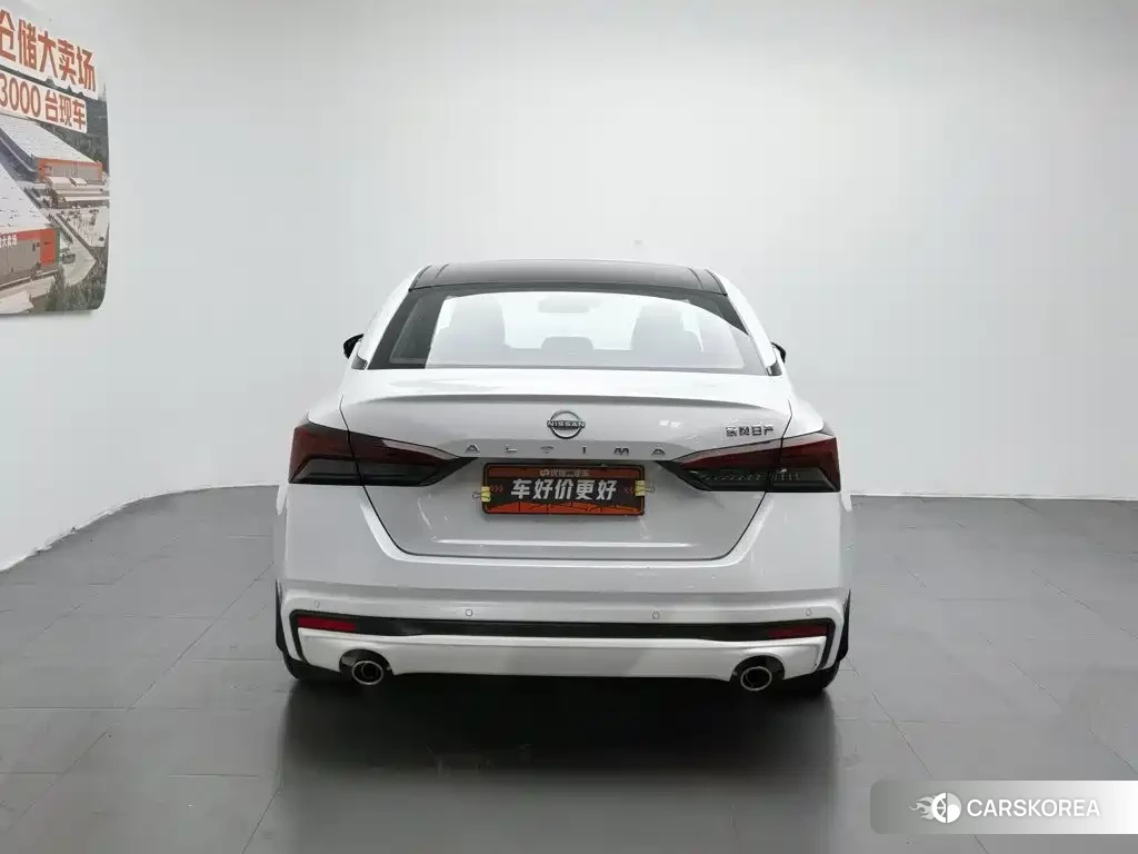 Nissan Altima 2024 Белый из Китая, фото 2