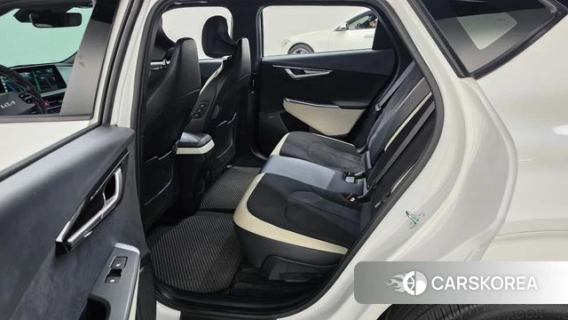 Kia EV6 2023 Белый из Кореи, фото 2