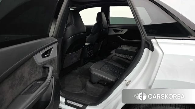 Audi Q8 (4M) 2022 Белый из Кореи, фото 2