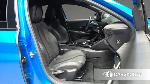 Peugeot e-208 second Generation 2021 Синий из Кореи, фото 2