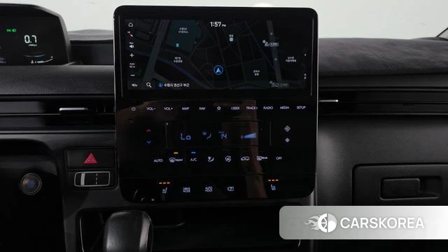 Hyundai Staria 2023 Белый из Кореи, фото 2