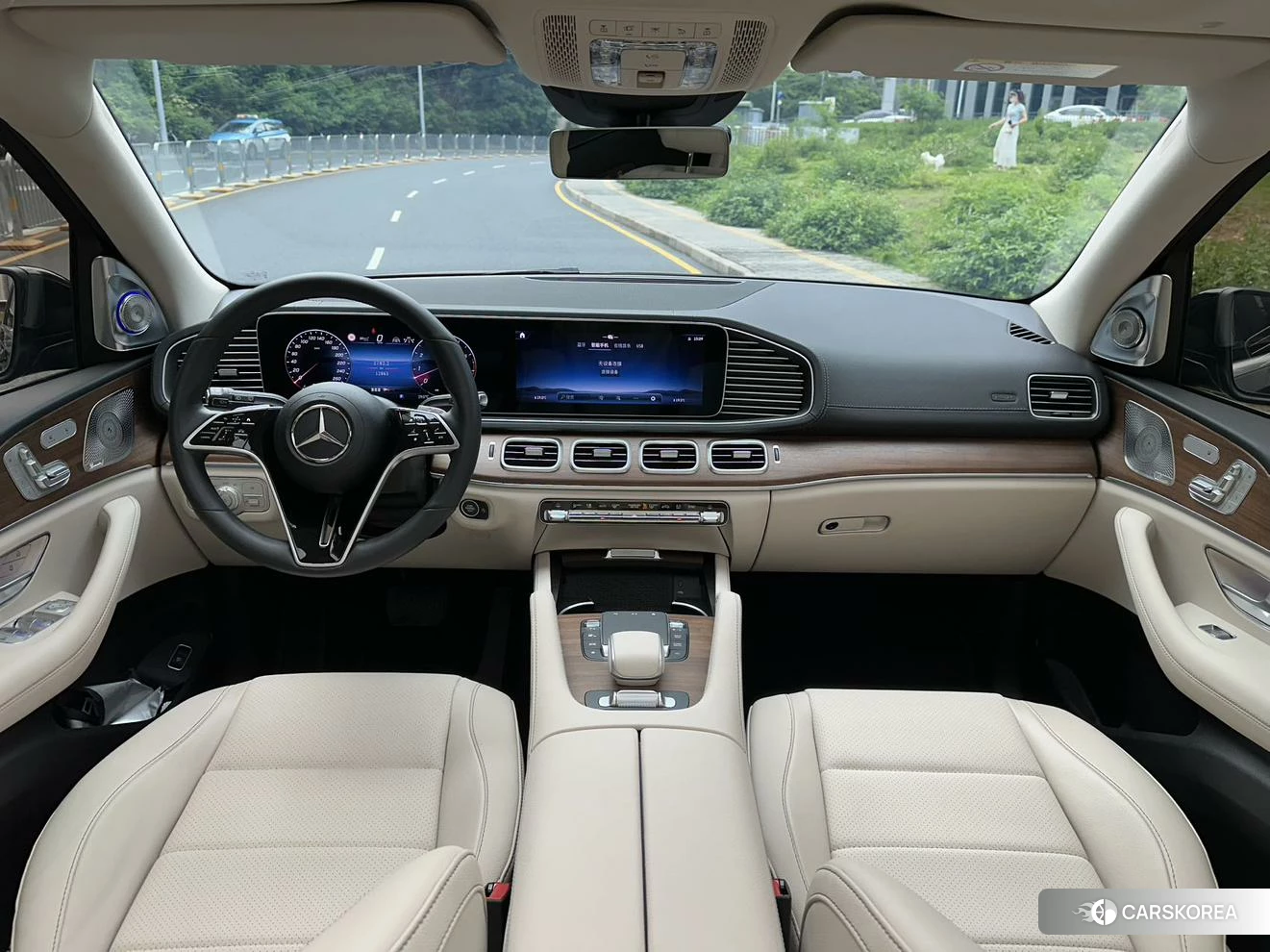 Mercedes-Benz GLE 2023 Черный из Китая, фото 2