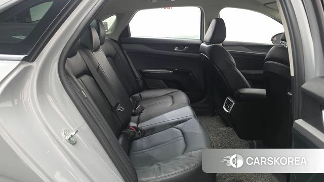 Kia The New K5 3rd generation 2024 Серебристо-серый из Кореи, фото 2